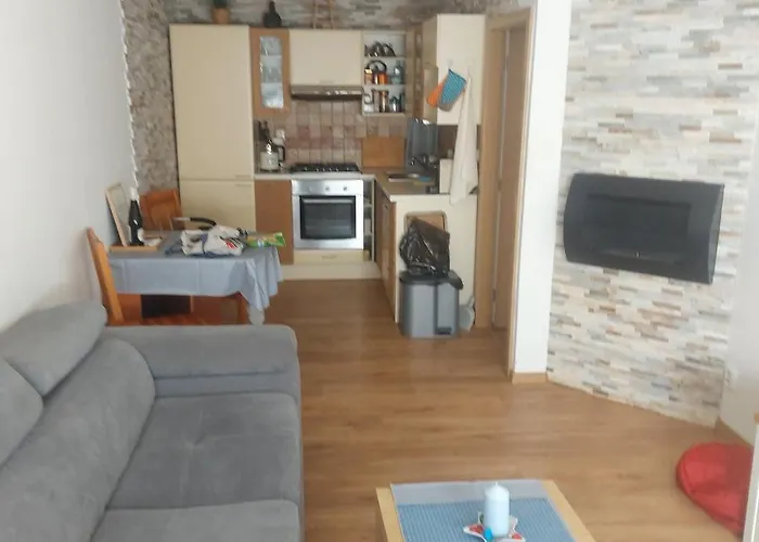 Byt, Vlasakova 2759, * Mělník